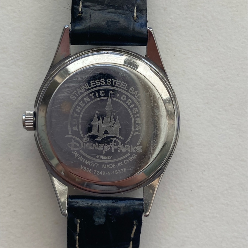 Mickey Mouse watch, great condition - Picture 2 of 7
